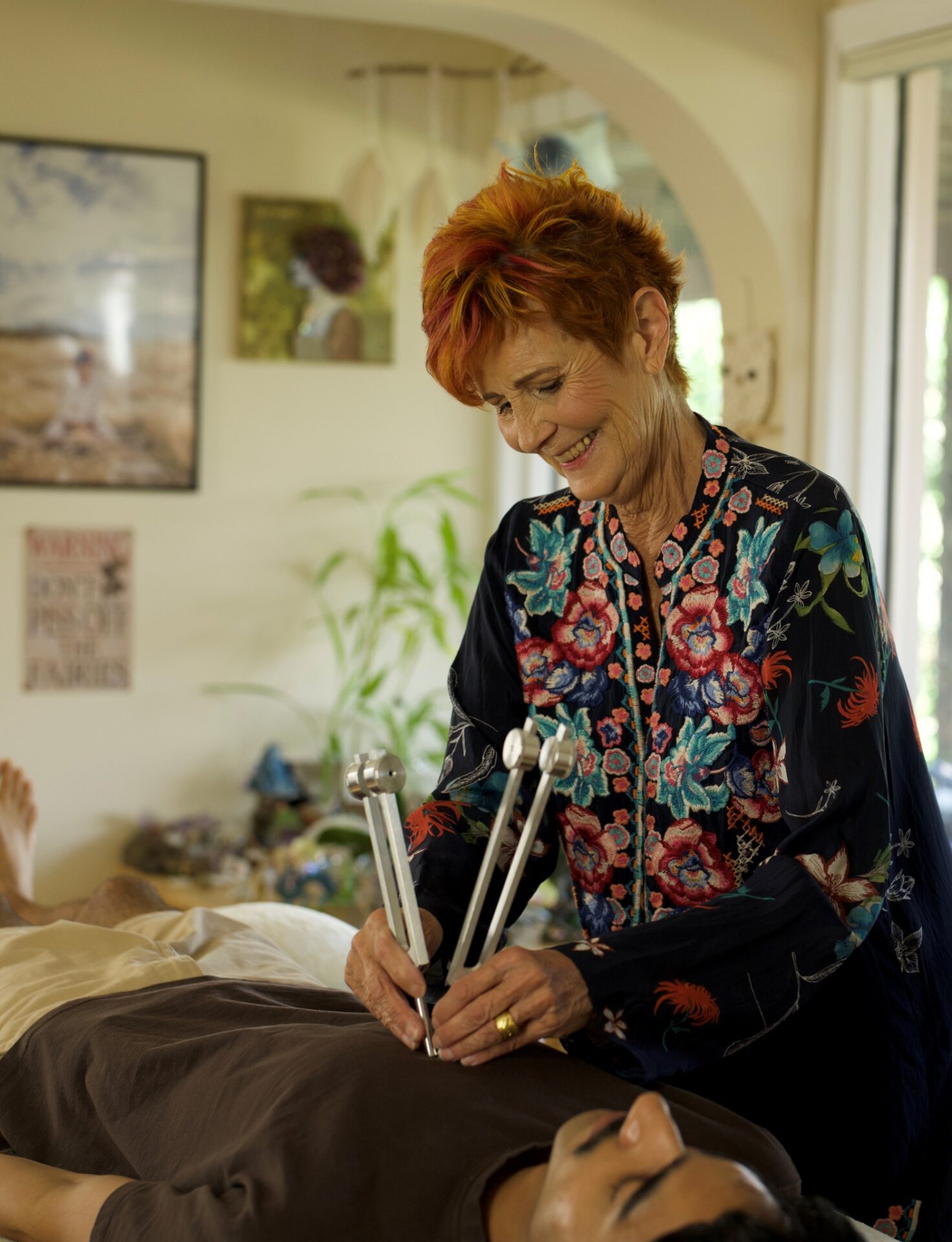 Facials Kelowna - Reiki Kelowna - Tuning Forks Therapy - Studio Chi-1